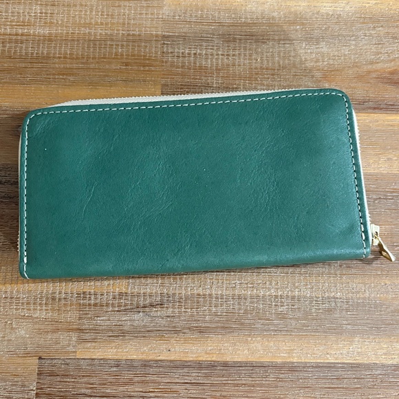 Portland Leather Goods Accordion Zip Wallet - Picture 2 of 4